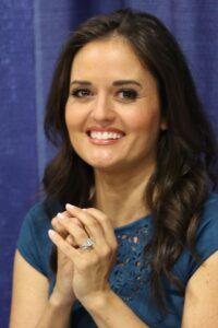 Read more about the article Danica McKellar IQ: Balancing Hollywood Fame and Mathematical Brilliance