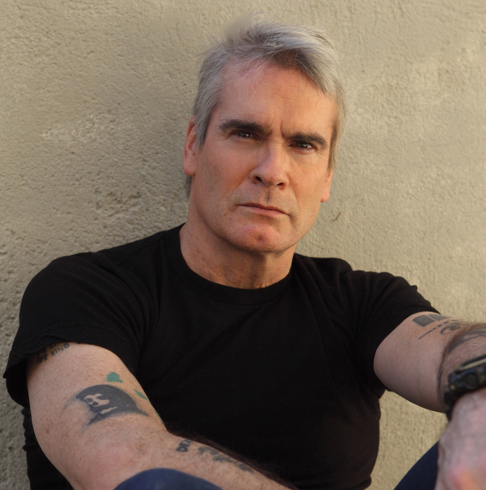 You are currently viewing Exploring Henry Rollins’ IQ: Beyond Numbers to His Intellectual Impact